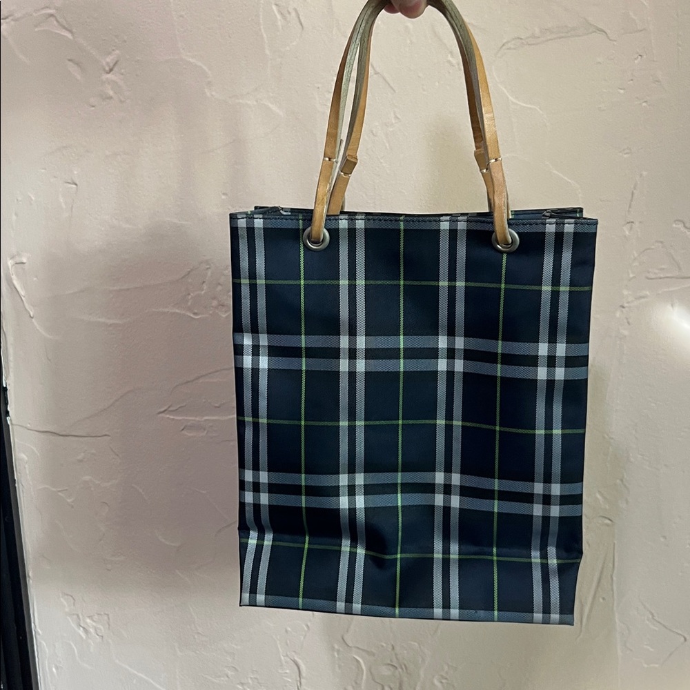 Burberry Nylon Tote small-Pristine Authentic - Picture 3 of 7